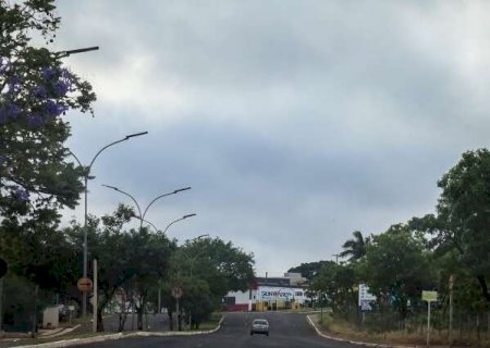 Campo Grande tem manh&atilde; fria e alerta de tempestade segue em todo MS