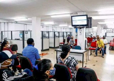 Semana come&ccedil;a com mil vagas abertas para quem busca o 1&ordm; emprego