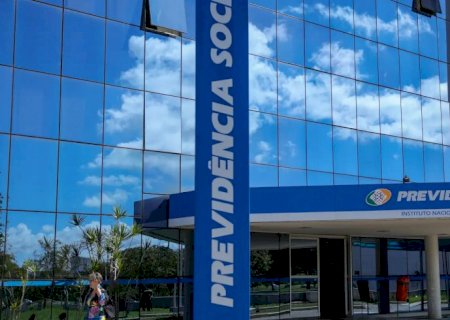 Dino vota para anular regra que reduziu aposentadoria por invalidez