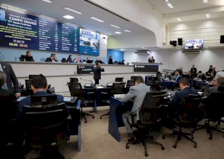 Vereadores debatem falta de medicamentos na rede de sa&uacute;de da Capital