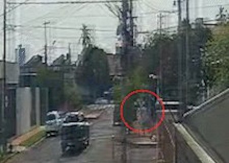 Homem deixa carta falsa e joga pedras em casas com cachorros no Monte L&iacute;bano