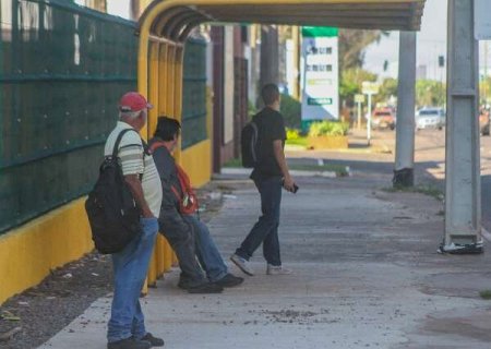 Paralisa&ccedil;&atilde;o dos &ocirc;nibus &eacute; arma do Cons&oacute;rcio Guaicurus em disputa com Prefeitura