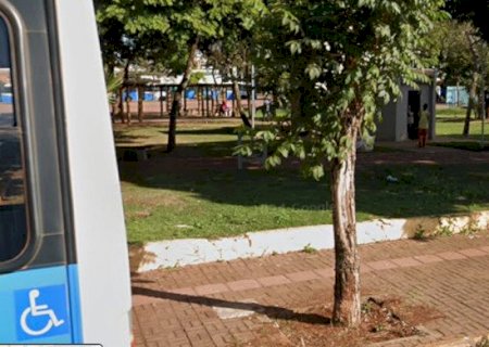 Homem é morto a facadas após briga na Praça do Transbordo