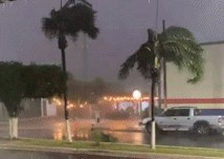 Tempestade com ventos fortes atinge Para&iacute;so das &Aacute;guas e deve se espalhar por MS
