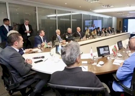 Riedel defende integração entre estados para enfrentar o crime organizado em reunião de governadores no Rio