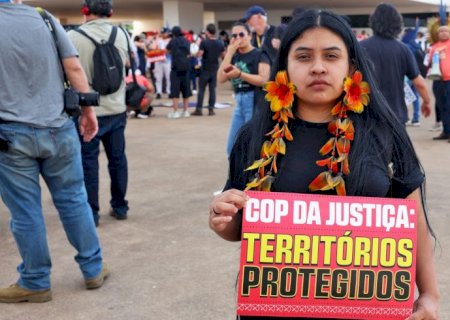 No DF, indígenas pedem demarcações e combate às mudanças climáticas