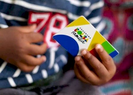 Minist&eacute;rio nega pagamento de 13&ordm; sal&aacute;rio para benefici&aacute;rios do Bolsa Fam&iacute;lia