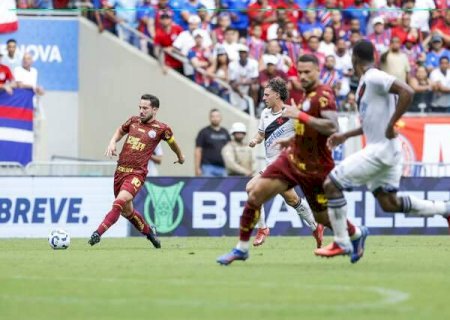 Bahia vence Vasco ap&oacute;s expuls&atilde;o e se aproxima da vaga na Libertadores