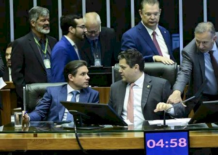 Congresso derruba vetos de Lula e flexibiliza regras do licenciamento ambiental