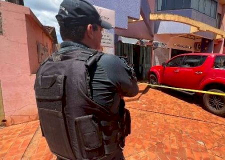 Agiota &eacute; assassinado com golpes de faca dentro de escrit&oacute;rio