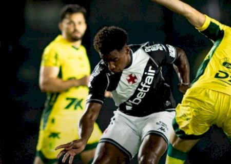 Mirassol aproveita falhas defensivas e vence Vasco em jogo decisivo