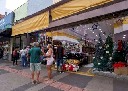 Depositado, 13&ordm; do servidor anima, mas n&atilde;o resolve o Natal do com&eacute;rcio