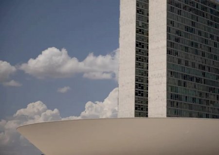 Deputados se opõem à aprovação do PL da Dosimetria na Câmara