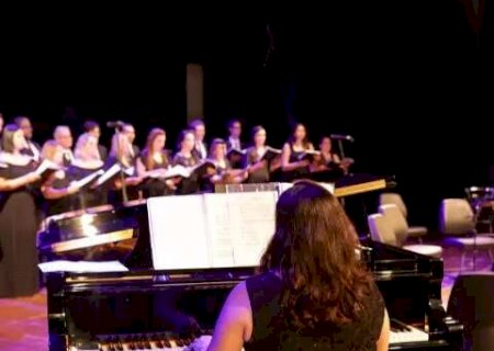 Cantata Natalina da Academia de Letras re&uacute;ne oito corais na mesma noite
