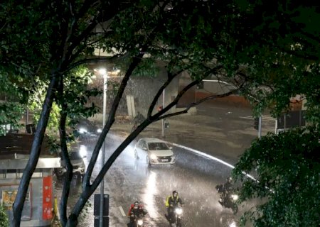 Chuvas deixam São Paulo em estado de atenção; 31 mil ficam sem energia