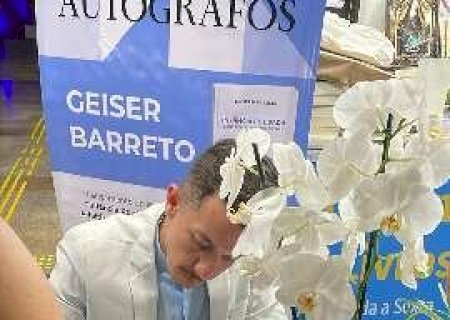 Livro discute acolhimento de pessoas trans na religi&atilde;o a partir do terreiro