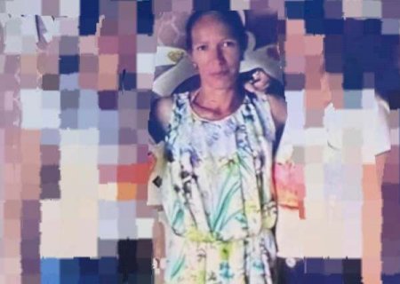 C&acirc;meras confrontam vers&otilde;es e apontam que marido e filho mataram mulher a facada