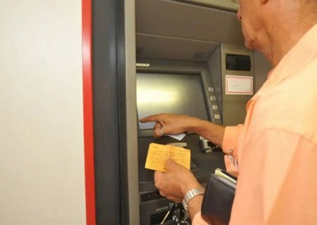 Agências bancárias reabrem nesta quarta-feira a partir do meio-dia