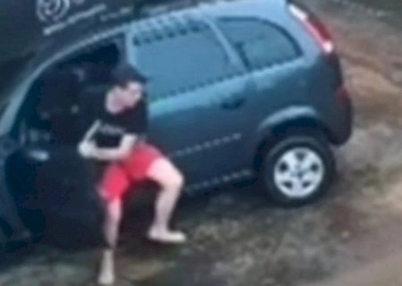 Homem bate carro carregado de maconha e foge após acidente em Ponta Porã