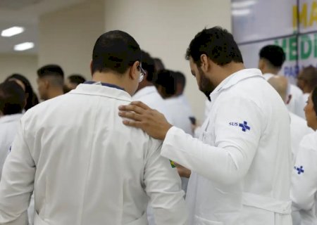 Faculdades de medicina têm até sexta para aderir ao Bolsa Permanência