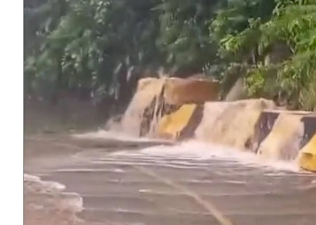 Chuvas deixam 384 desabrigados em Peruíbe, no litoral paulista