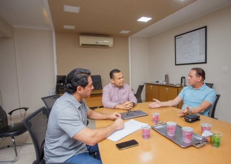O calor da espera e o peso da realidade: Coronel David transforma diagnóstico em investimento para saúde de Campo Grande