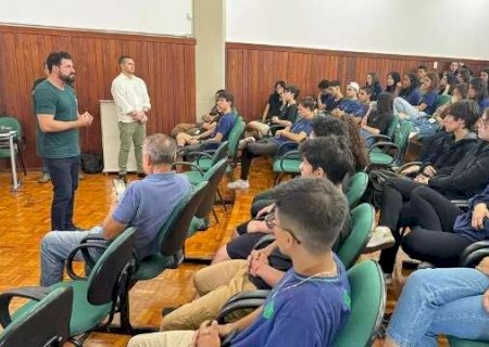A&ccedil;&atilde;o educativa leva conscientiza&ccedil;&atilde;o contra maus-tratos a animais em Ponta Por&atilde;