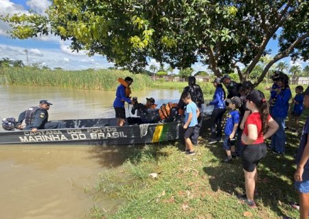 Escoteiros do Mar de Dourados recebem instruções náuticas da Marinha no Lago do Rego D’Água