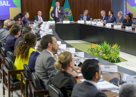 Lula se despede de ministros e confirma Alckmin como vice em chapa