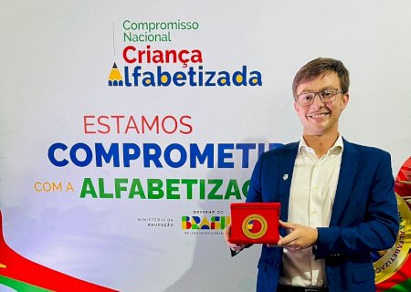 Educação de Rio Brilhante ganha o prêmio Selo Ouro Nacional em Brasília