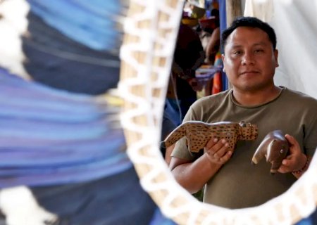 Indígenas relatam que desmatamento impacta produção de cocares