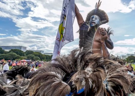 Acampamento Terra Livre termina com pedido para acelerar demarcações  