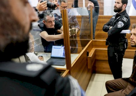 Israel prorroga detenção de ativista brasileiro preso em flotilha