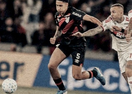 Brasileirão: Flamengo empata com Athletico-PR e "ajuda" Palmeiras