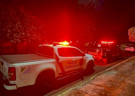 Filho de vereador &eacute; morto a tiros ap&oacute;s atirador invadir resid&ecirc;ncia