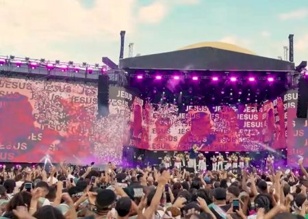 Marcha para Jesus reúne milhares de fiéis no centro do Rio