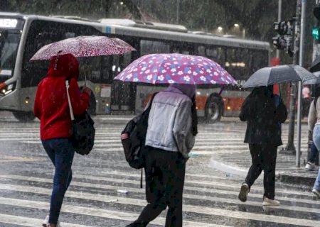 Norte e Sudeste devem começar semana com chuva forte, prevê Inmet