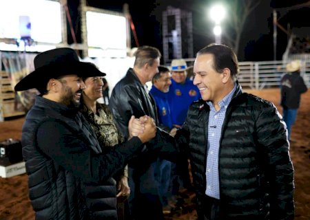 Parceria de Coronel David com Tacuru recebe reconhecimento público durante a EXPOTAC 2026