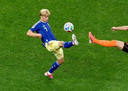 Holanda atropela Suécia por 5 a 1 e mostra força no grupo F