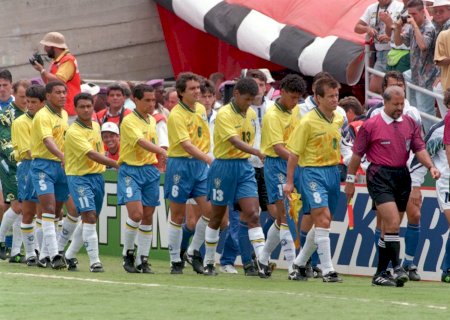 O que ajudou a formar a Seleção? JN explora a união do futebol brasileiro