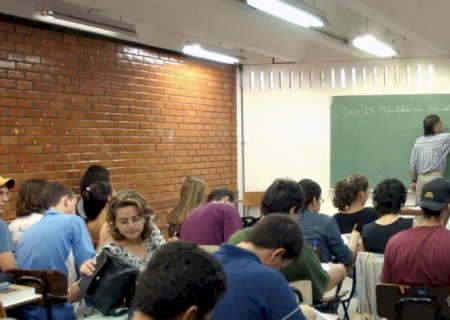 Fies do 2º semestre: prazo de adesão de instituições termina hoje