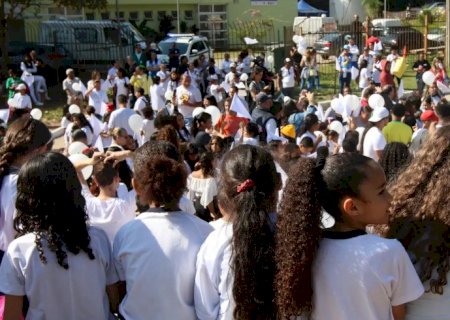 Congresso inclui política e direitos da cidadania no currículo escolar