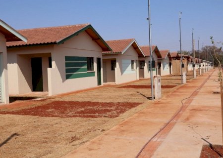 Moradores de cinco cidades com casas populares entram na mira da Agehab por atraso em parcelas