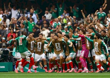 México abre Copa vencendo África do Sul em duelo com três expulsões