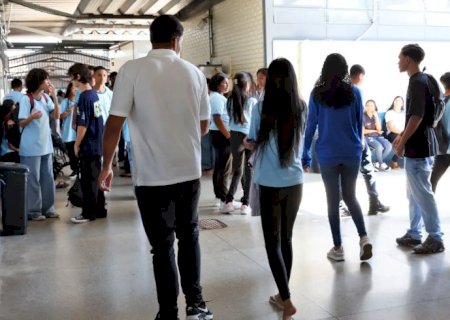 Enem 2026: estudante do Pé-de-Meia é isento da taxa de inscrição