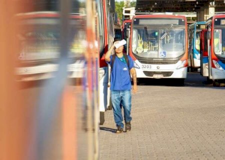 Prefeita garante manuten&ccedil;&atilde;o dos empregos durante interven&ccedil;&atilde;o no transporte