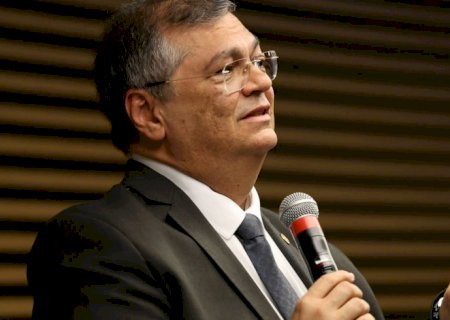 Dino envia à PF explicações de partidos sobre gestão de emendas