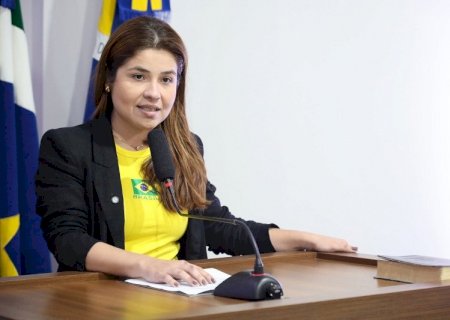 Karla Gomes reforça pedido por mais segurança no trânsito