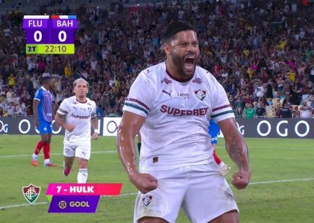 Hulk marca o primeiro gol pelo Fluminense em amistoso contra o Bahia no Maracanã