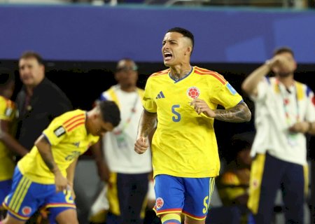 Vasco negocia contratação de volante Castaño, do River Plate